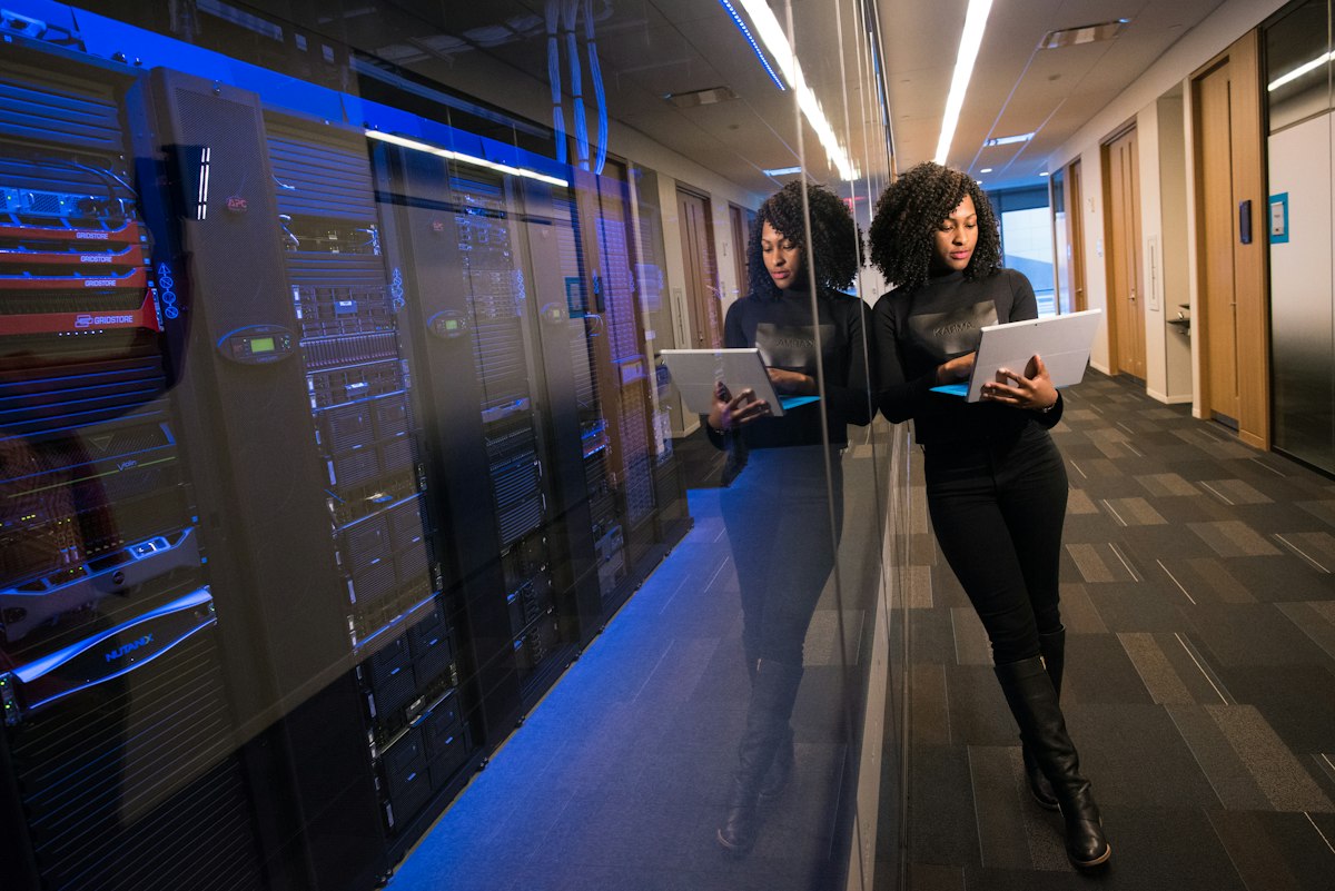 How AI is Transforming Human Resources and Talent Acquisition
